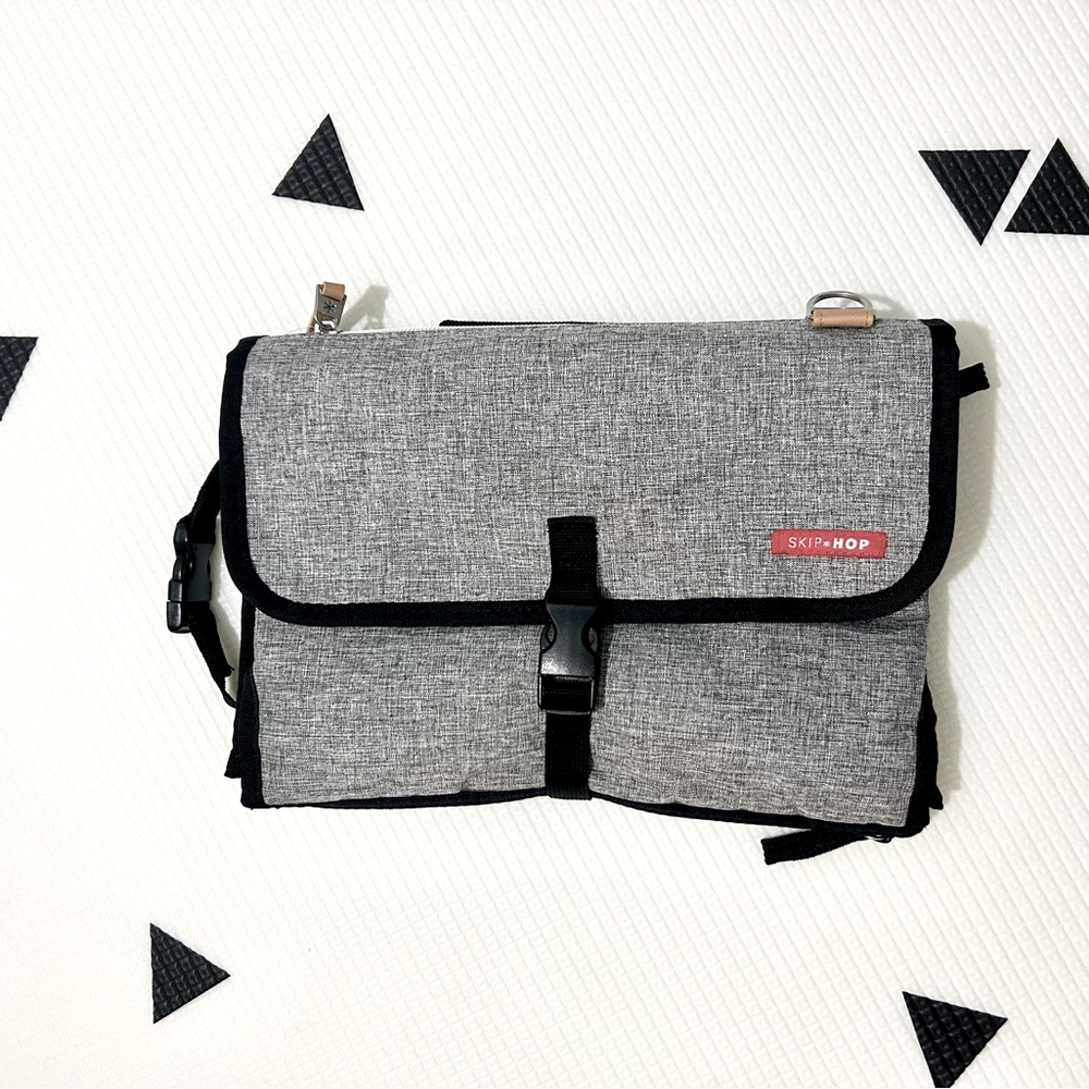 Skip Hop Portable Baby Changing Pad, Pronto, Grey Melange